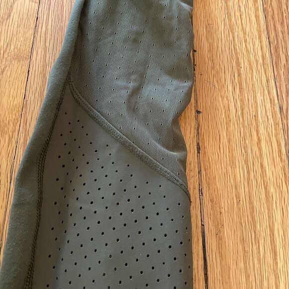 Lululemon sz 4 Barre Star Pant Luon Fatigue Green Leggings great pre owned cond - Picture 12 of 15